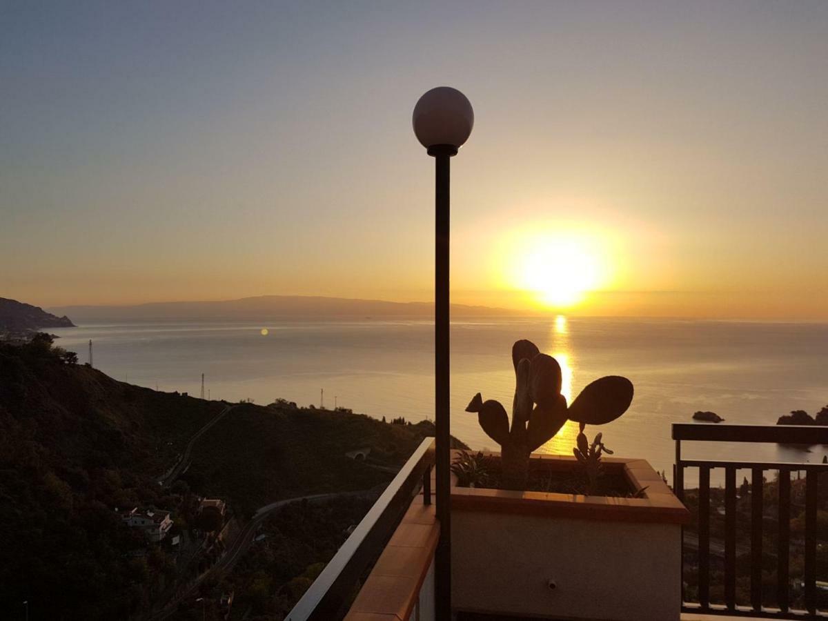 Elisa'S House Διαμέρισμα Ταορμίνα Εξωτερικό φωτογραφία